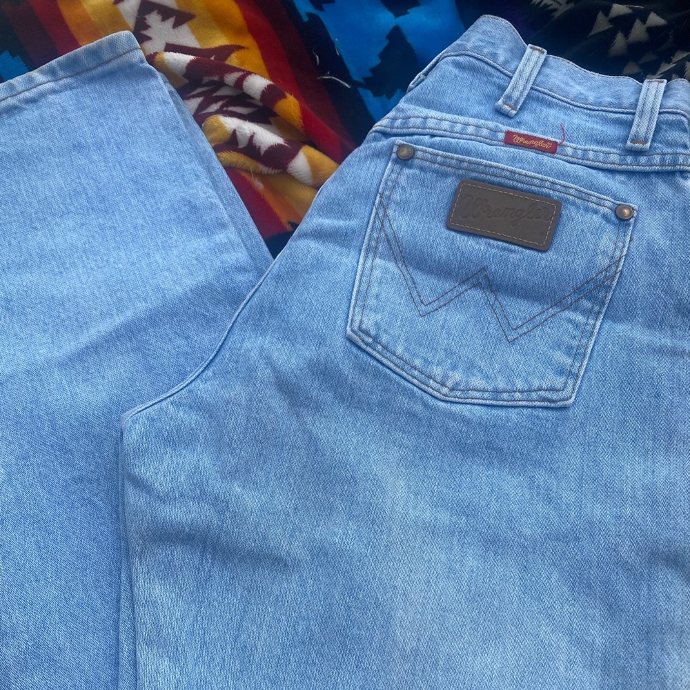 Women’s wranglers